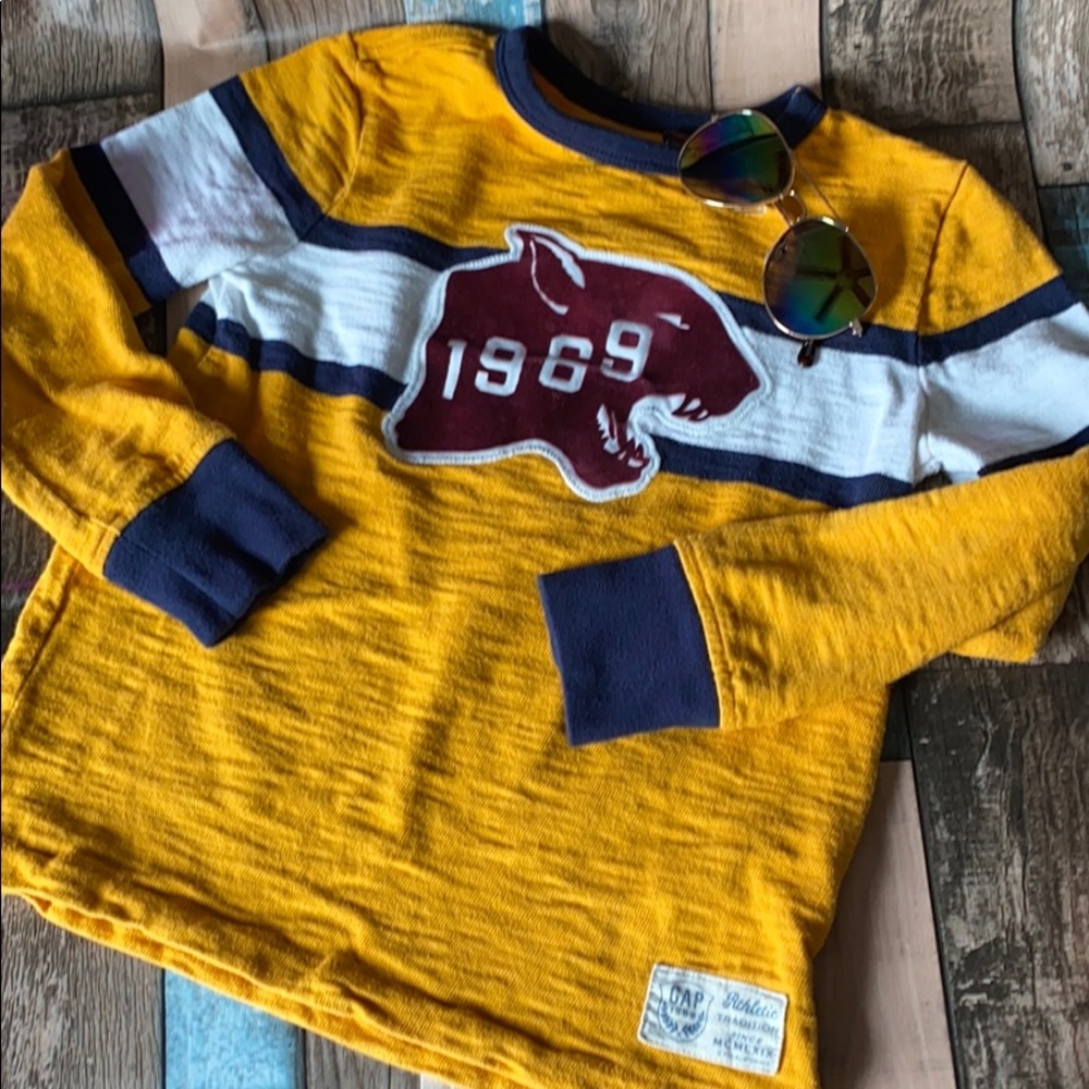 Gap Long Sleeve 🐆